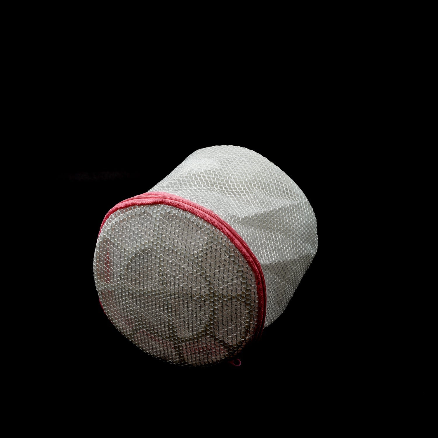 8359 Small Round cloth washing Laundray bag | washing net bag Pouch | Mesh Laundry Bag with rust free zipper for Washing, socks and underwear (1 Pc) 8359 Small Round cloth washing Laundray bag | washing net bag Pouch | Mesh Laundry Bag with rust free zipper for Washing, socks and underwear (1 Pc)